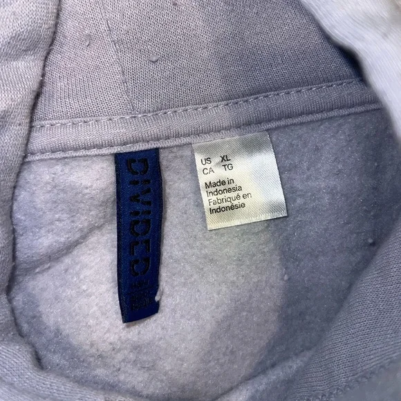Light purple H&M hoodie😻 - Picture 2 of 2